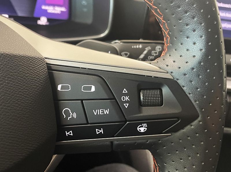 Seat Leon 2.0TDI 110 kW, FR, DSG, ST, ČR - fotka 17 z 27