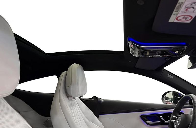 Mercedes-Benz CLE 300 4M AMG 360k Tažné Bílý in. - fotka 11 z 18