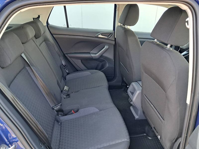 Volkswagen Ostatní (2020) VW T-CROSS LIFE 1.0 TSI / 85 k - fotka 22 z 27