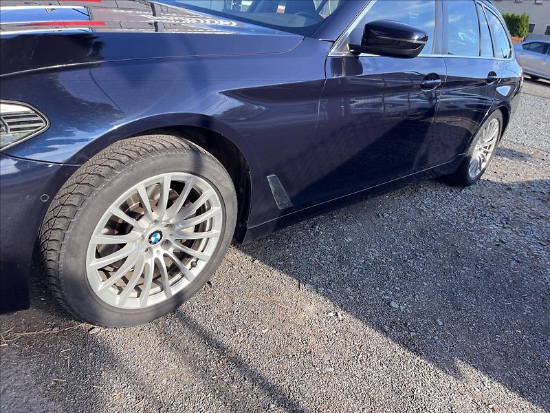 BMW Řada 5 2,0 d 140kW  Navi,LED,Kamera - fotka 43 z 45