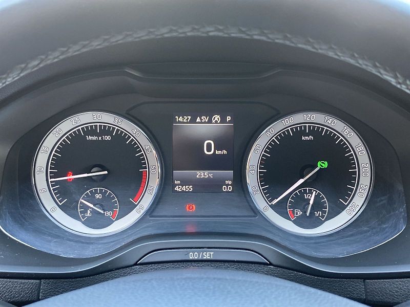 Škoda Karoq (2018) 1.6 TDI DSG Style + - fotka 11 z 32