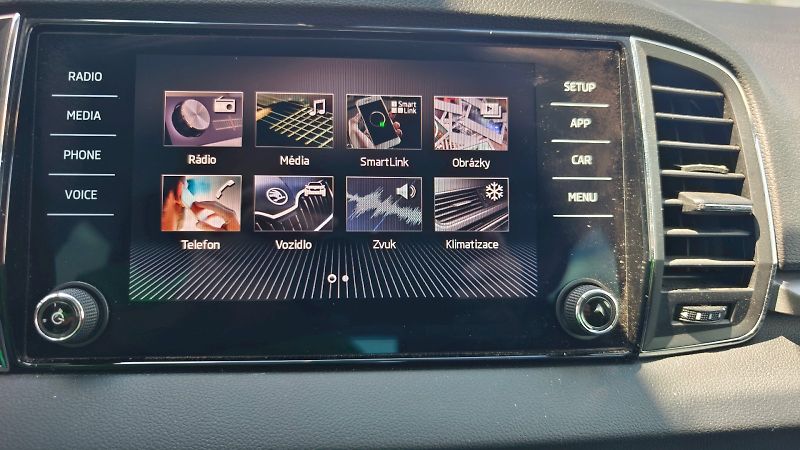 Škoda Karoq (2020) AMBITION PLUS TSI 1.5/110KW DS - fotka 28 z 33