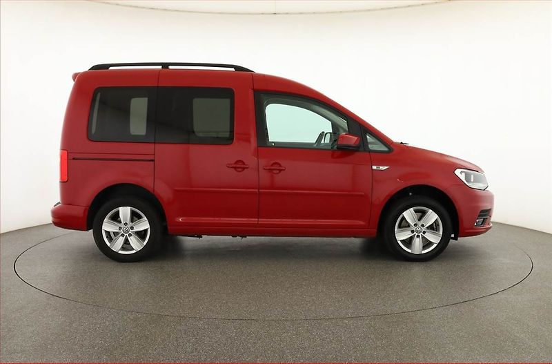 Volkswagen Caddy (2018) Comfortline 1.4 TSI, 5Míst, ČR - fotka 6 z 19