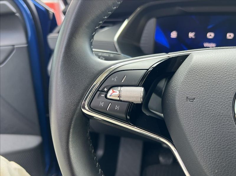 Škoda Octavia 2,0 TDi Ambition LED záruka - fotka 24 z 30