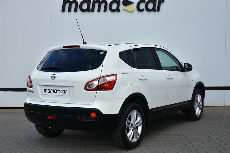 Nissan Qashqai 1.6i 84kW 1.MAJ. SERVIS.KN. ČR - fotka 7 z 20