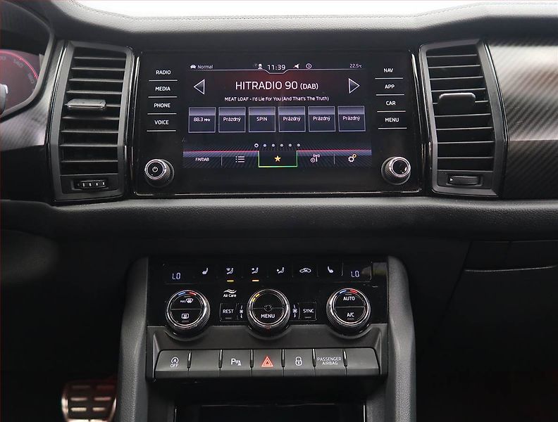 Škoda Kodiaq (2022) Sportline 1.5 TSI, digi klima - fotka 12 z 26