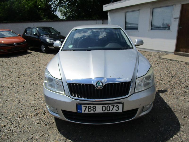 Škoda Octavia 1,6TDI-77KW- KOUPENA v ČR - fotka 2 z 27