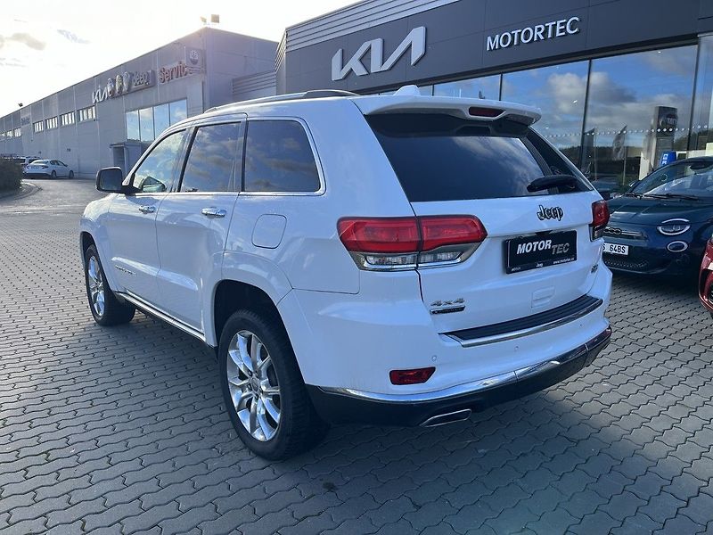 Jeep Grand Cherokee 3.0 CRD V6 SUMMIT - fotka 4 z 8