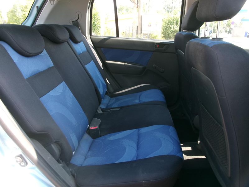 Hyundai Getz (2007) 1,4 16V KLIMA ČR TAŽNÉ - fotka 14 z 25