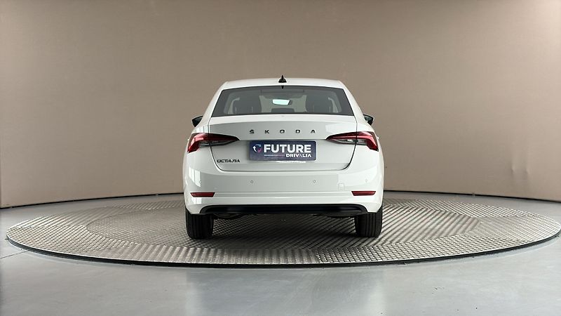 Škoda Octavia 2.0 TDI Style - fotka 5 z 25