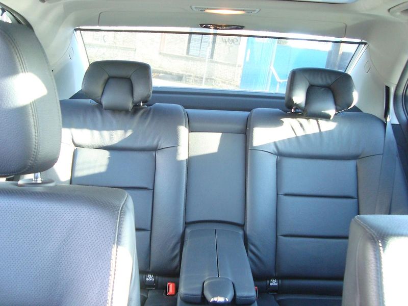 Mercedes-Benz Třídy E (2008) E 500,1.Maj. v ČR,Servisní k. - fotka 46 z 74