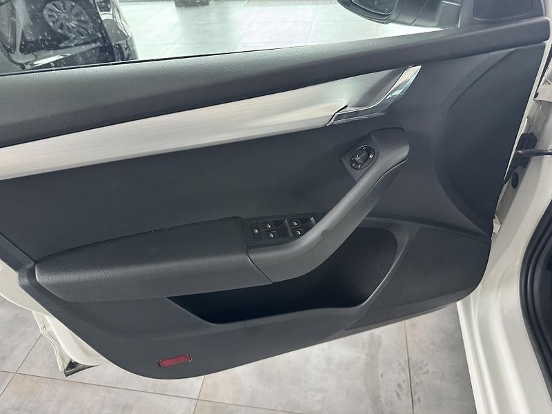 Škoda Octavia (2020) 2,0TDi DSG 4x4 NAVIGACE TAŽNÉ - fotka 15 z 26