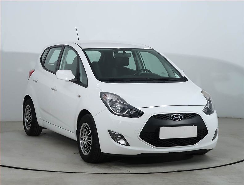 Hyundai ix20 (2016) 1.6 CVVT, Park. senzory - fotografie inzerátu