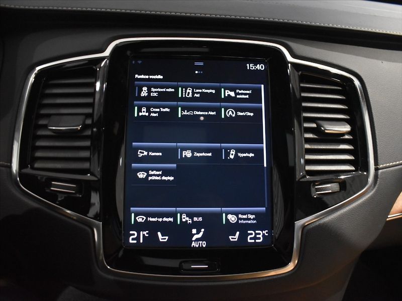 Volvo XC90 2,0 D5 AWD INS, Bowers,vzduch, - fotka 22 z 31
