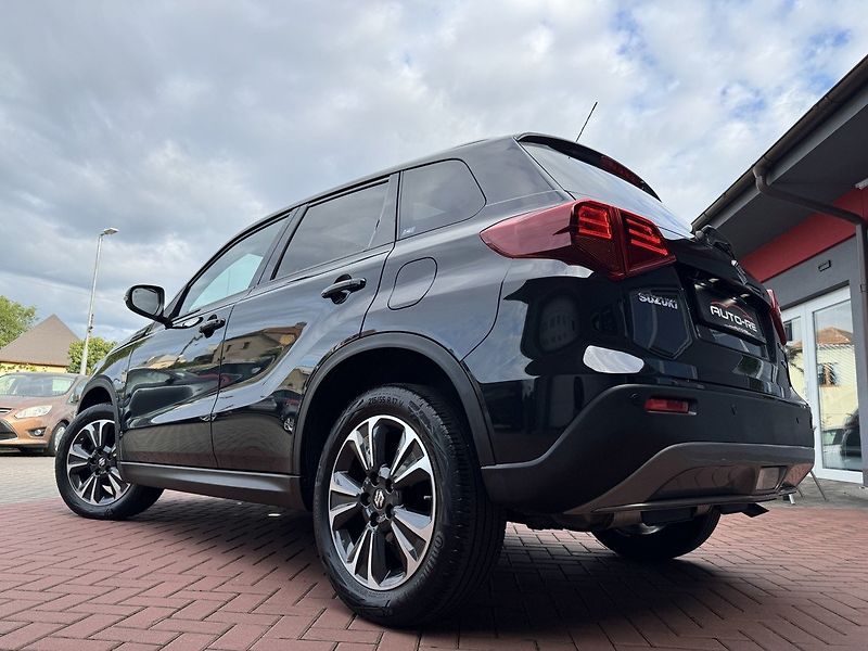 Suzuki Vitara (2023) 1.4i BoosterJet Allgrip ZÁRUKA - fotka 47 z 48