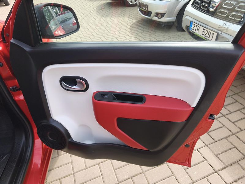 Renault Twingo (2016) III. Experience SCe 70  - fotka 20 z 29