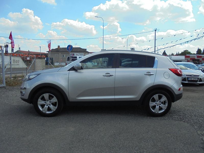 Kia Sportage (2012) 2.0 CRDi- AUTOMAT- 4x4 - fotka 4 z 12