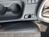 Toyota Yaris Cross 1.5 Hybrid 130 k 2x4 Executive - náhled 25