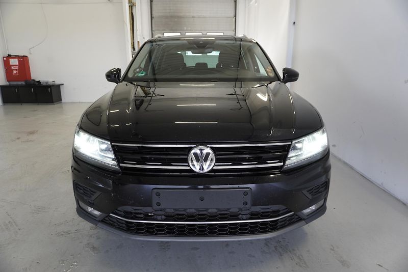 Volkswagen Tiguan 2.0 TDI 110kW DSG7 - fotka 2 z 28