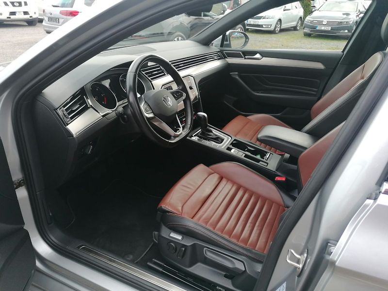 Volkswagen Passat (2021) 2.0 TDi DSG Elegance,Kůže,IQ - fotka 10 z 38