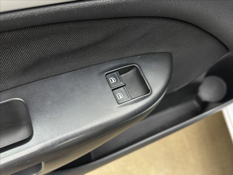 Škoda Octavia 1,6 TDi 77kW KLIMATIZACE SWING - fotka 19 z 24