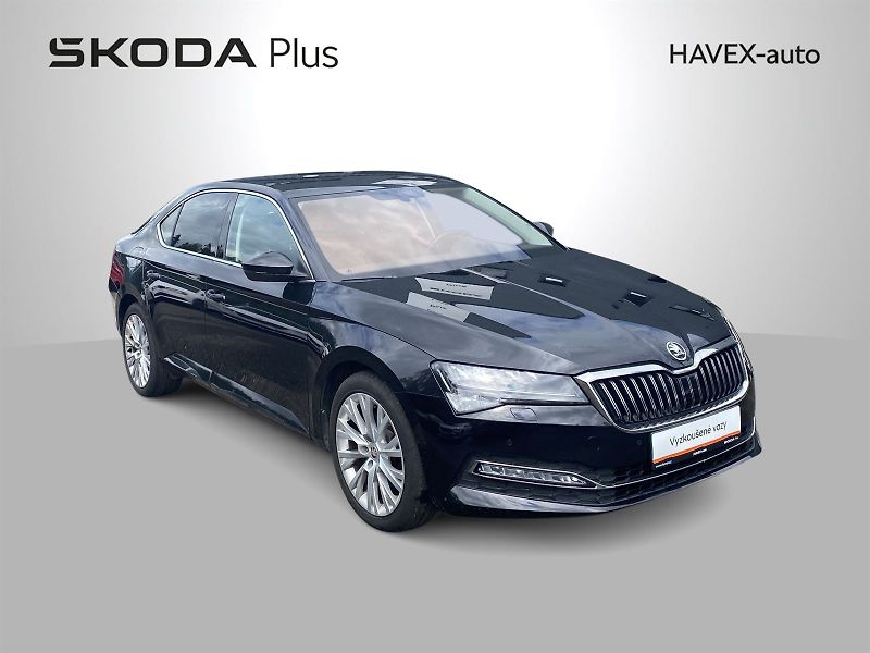 Škoda Superb (2022) 1.5 TSI Style+ - fotka 37 z 40