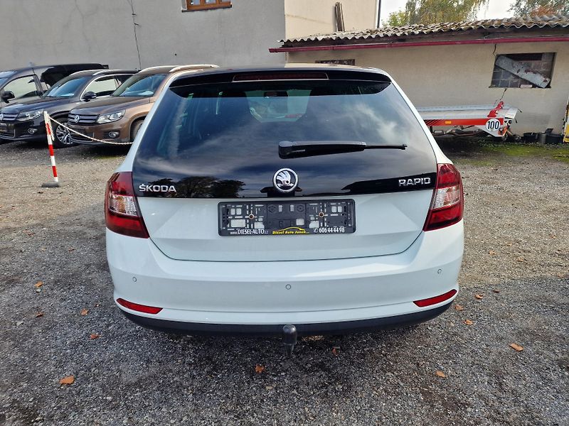 Škoda Rapid 1,2TSI 77KW STYLE PANORAMA - fotka 5 z 19