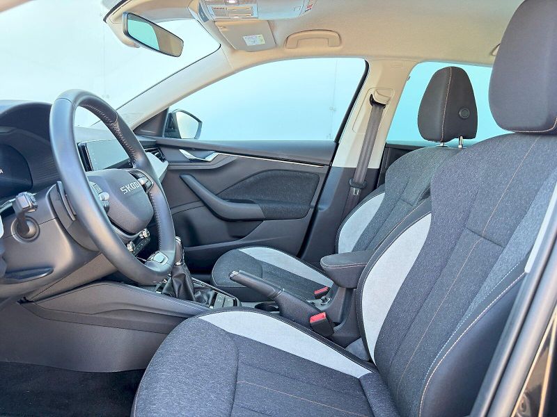 Škoda Scala (2025) DSG 1.0 TSI / 85kW / TOP SELEC - fotka 6 z 33