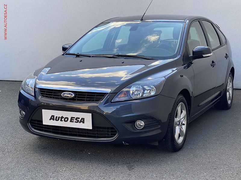 Ford Focus (2010) 1.6 16V, Style, AC - fotka 3 z 16