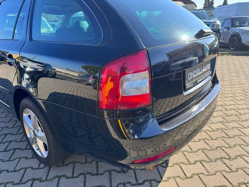 Škoda Octavia (2011) 1,8 TSI 118KW NOVÉ ROZVODY STK - fotka 12 z 50