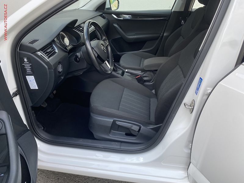 Škoda Octavia (2019) 1.5 TSi, ČR, Style, LED - fotka 9 z 17