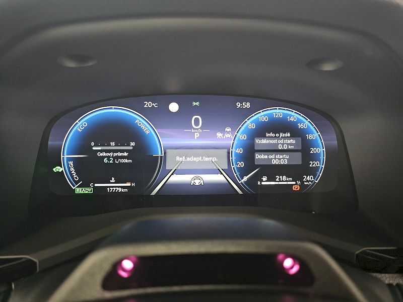 Toyota Camry (2025) 2.5HEV 230k PRESTIGE - fotka 19 z 27