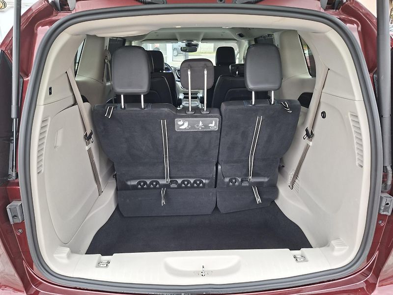 Chrysler Pacifica (2021) 3,6L adapt,anroid, REZERVACE - fotka 14 z 50