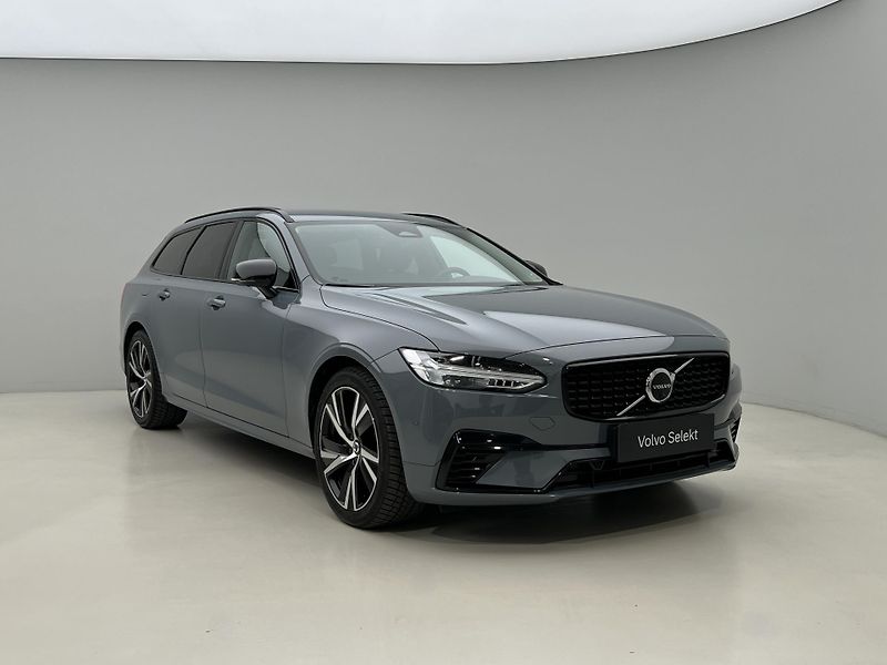 Volvo V90 T6 AWD RECHARGE DARK PLUS - fotka 8 z 46