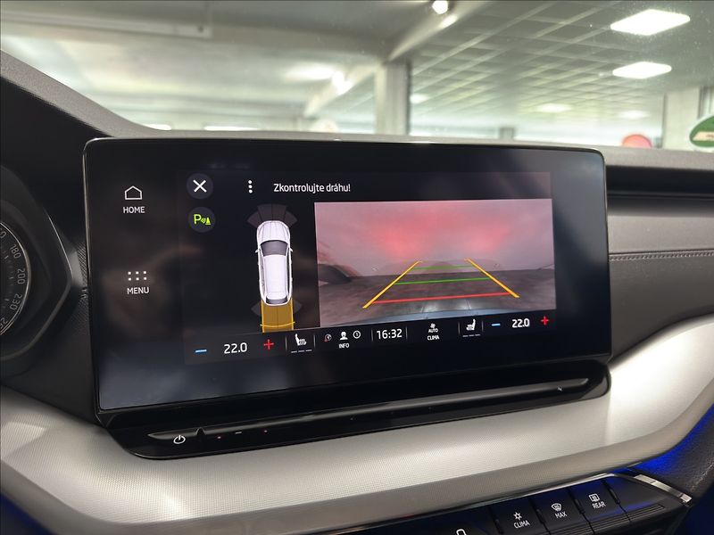 Škoda Octavia 1,5   TSI DSG 110KW CLEVER TOP - fotka 18 z 41