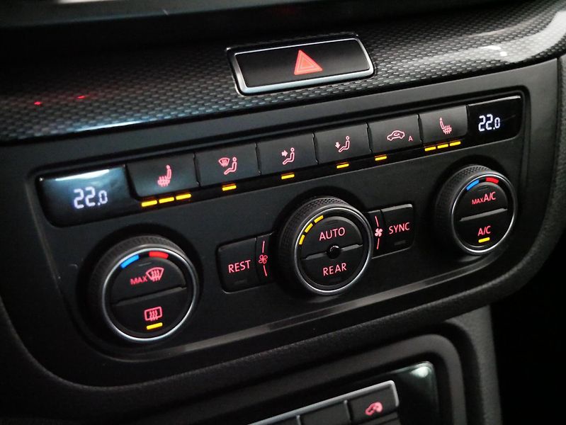 Seat Alhambra - fotka 24 z 30