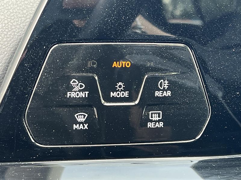 Volkswagen Golf Variant (2022) 1,5TSi 110kW STYLE DSG - fotka 29 z 41