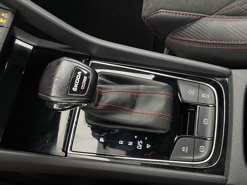 Škoda Kodiaq RS 4x4 DSG - fotka 20 z 31