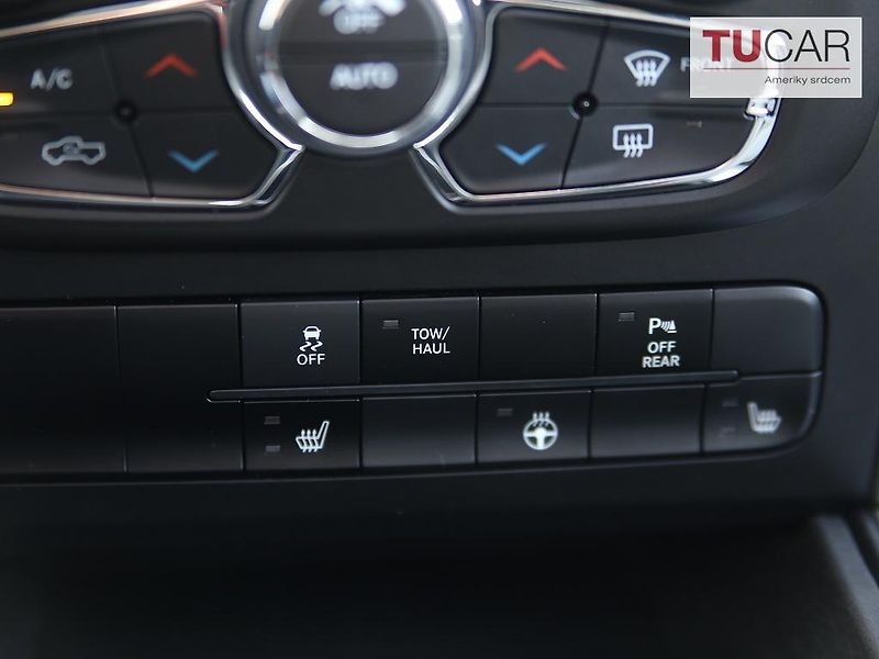 RAM 1500 (2023) Classic 5.7 V8 HEMI - fotka 30 z 44
