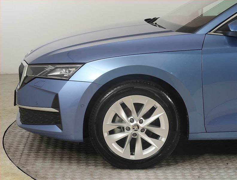 Škoda Octavia (2024) Top Selection 2.0 TDI - fotka 15 z 27