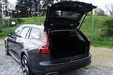 Volvo V60 CC 2.0B4 AWD MildHybrid ZADÁN! - náhled 38