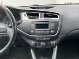 Kia Ceed (2013) 1.4i, ČR, TZ, tempomat - náhled 12