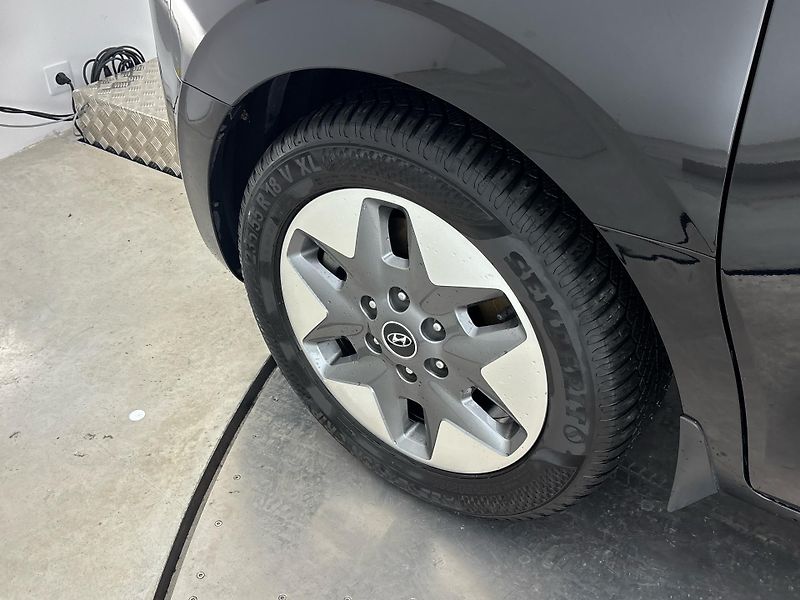 Hyundai Staria Smart - fotka 29 z 30
