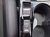 Peugeot 2008 (2022) 1.2PT, GT, AT, navi, panor - náhled 21