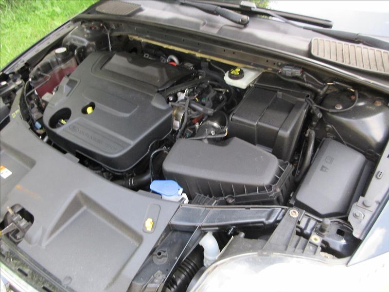 Ford Mondeo 2,0 TDCi 103 Kw, automat, Nové - fotka 28 z 31