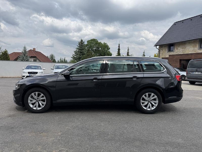Volkswagen Passat Variant 1.5 TSI 110 kW - fotka 13 z 26