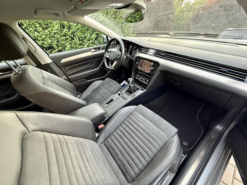 Volkswagen Passat (2022) 2,0TDi 110kW ELEGANCE Koup.ČR - fotka 4 z 18