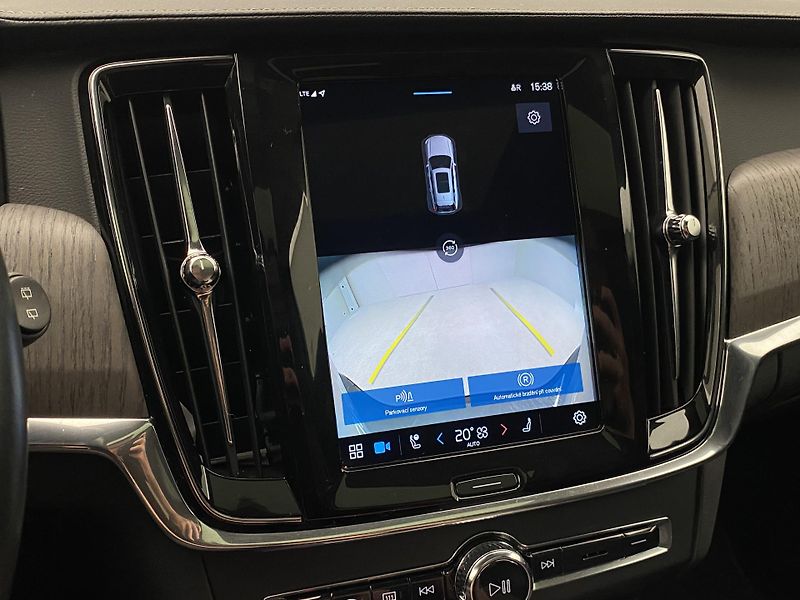 Volvo V90 CC B5 AWD BRIGHT PLUS AUT CZ - fotka 48 z 49