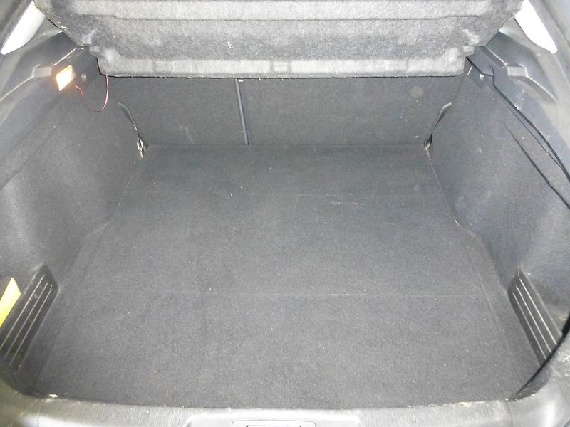 Renault Laguna (2008) 1,5DCI-81KW*PARK.S**ALU**TAŽNÉ - fotka 25 z 26