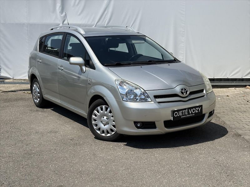 Toyota Corolla Verso 1,8 - fotka 3 z 18